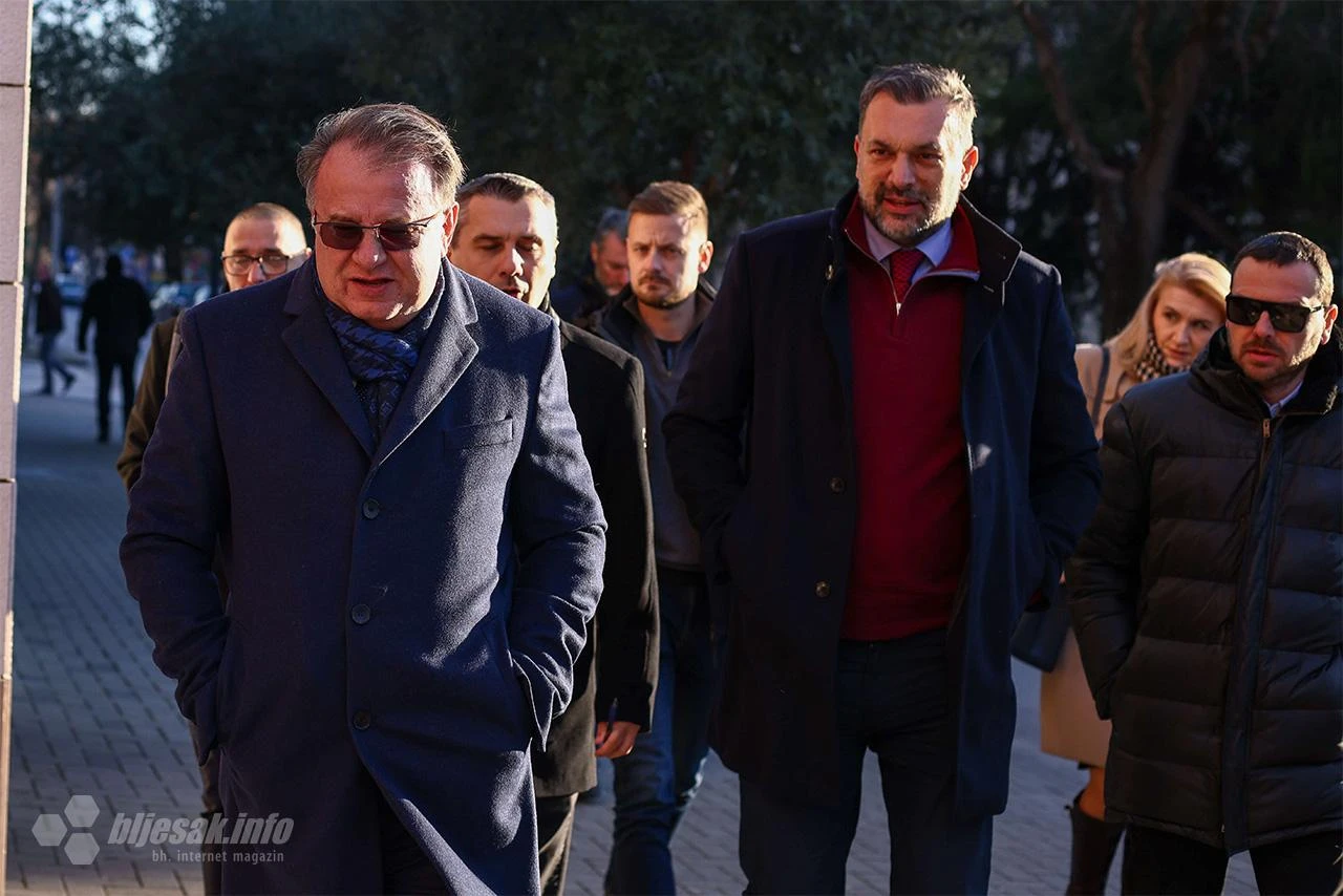Dodik poslao poruku Trojki