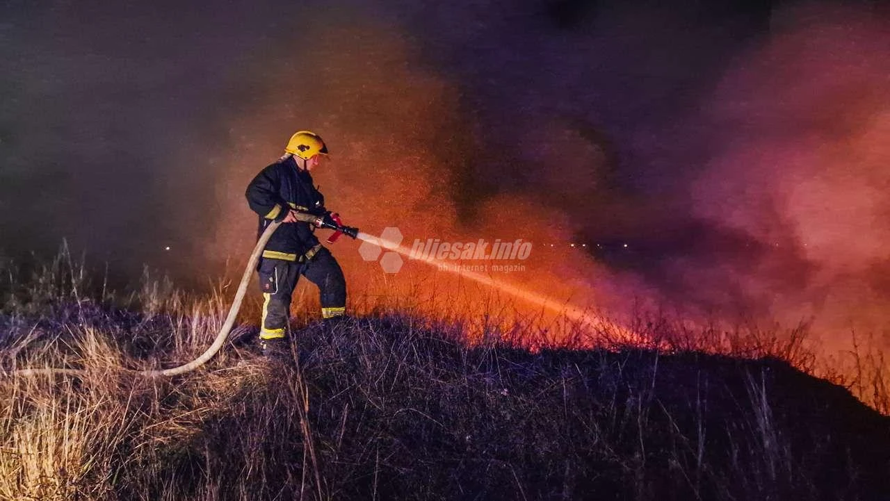 Pet požara u Mostaru