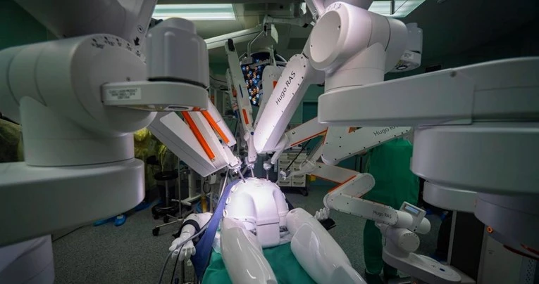 Kirurška revolucija u KBC-u Split: Robot Hugo asistira u operacijskoj sali