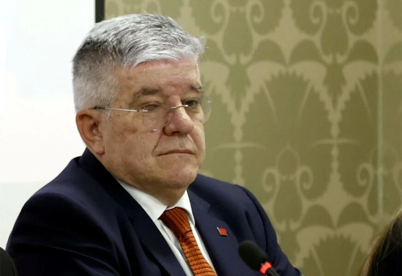 Parlament pred ispitom: Hoće li Mioković dobiti ruke a dom predsjedatelja?