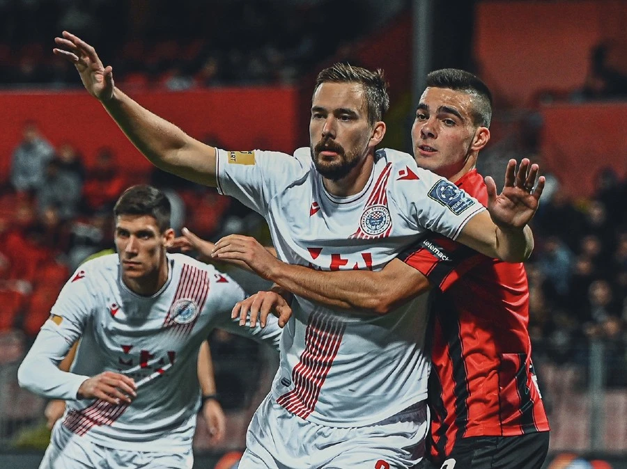 Bradarić na izlaznim vratima Zrinjskog?