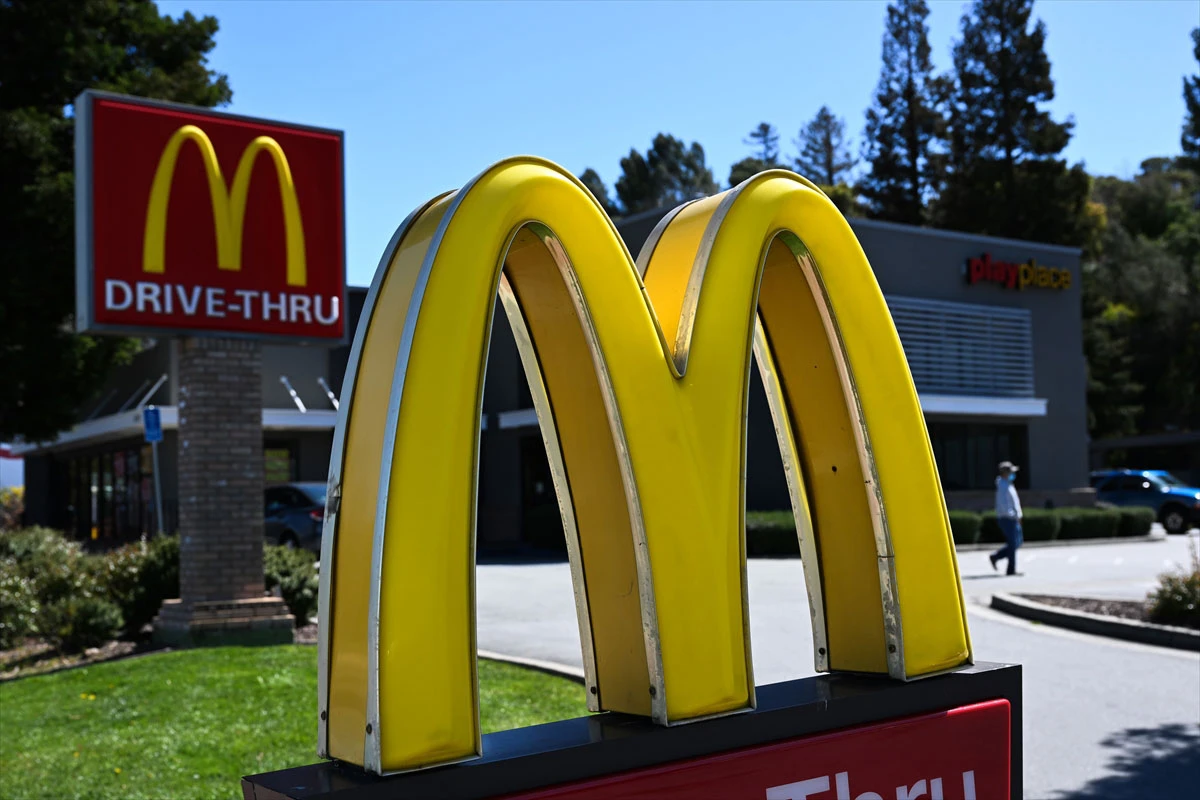 McDonald’s do 2027. planira otvoriti 10.000 novih restorana