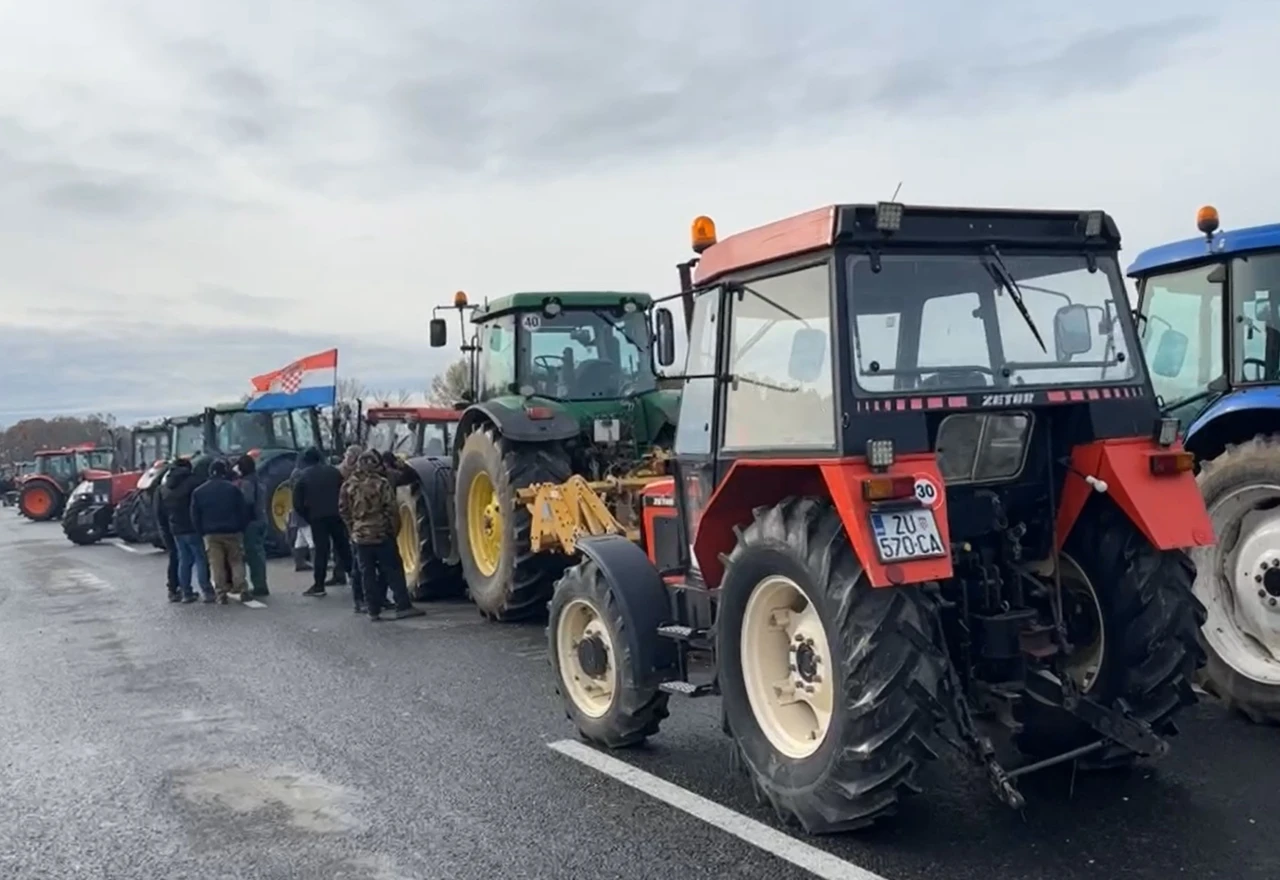 Hrvatska policija blokirala prilaz granici s BiH: Farmeri se bezuspješno pokušali probiti