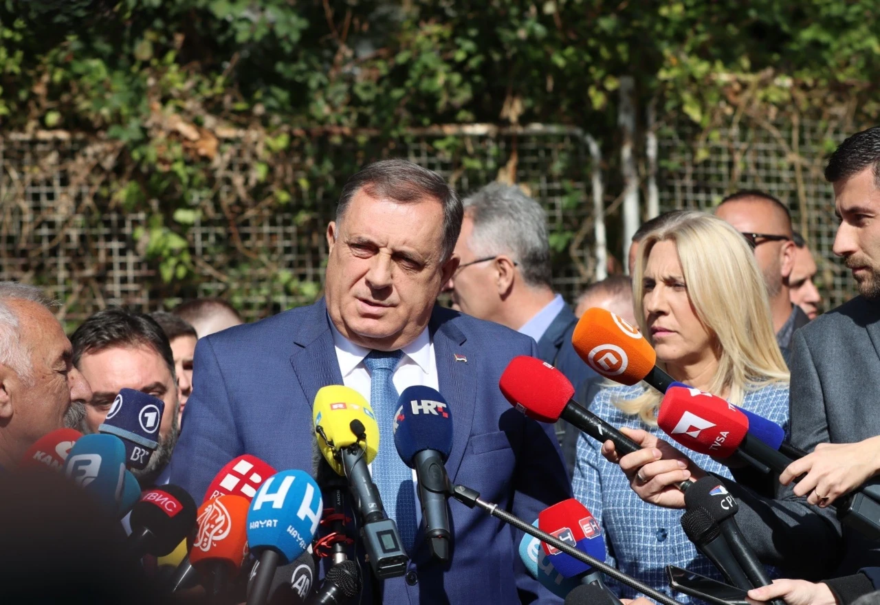 Ramo Isak Dodiku: "Ti si nitko i ništa, ne bojimo te se" 