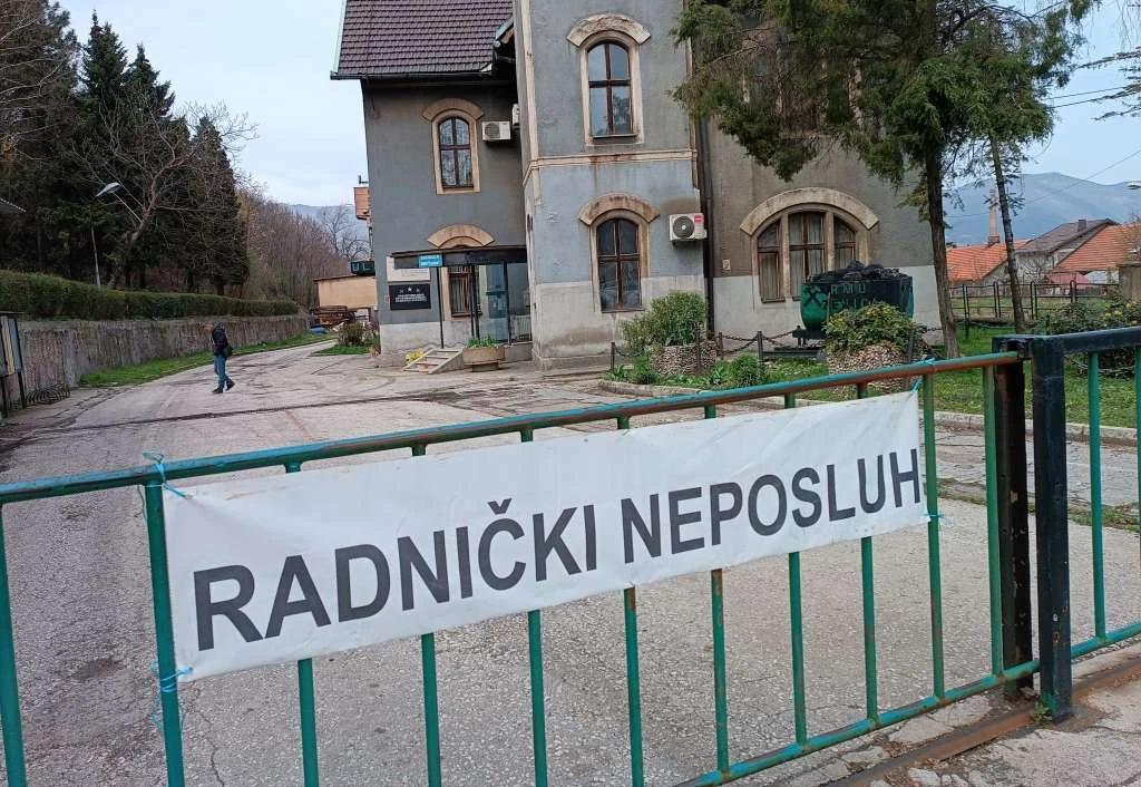 Zenički rudari još u radničkom neposluhu, EPBiH sutra usvaja novu sistematizaciju radnih mjesta