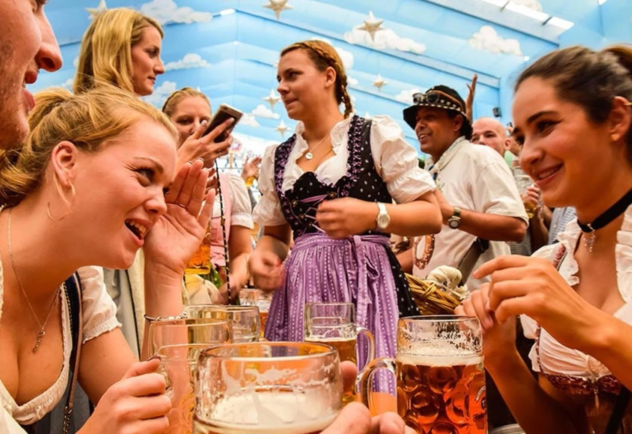 Muškarac iz BiH prijavljen zbog uznemiravanja djevojaka na Oktoberfestu