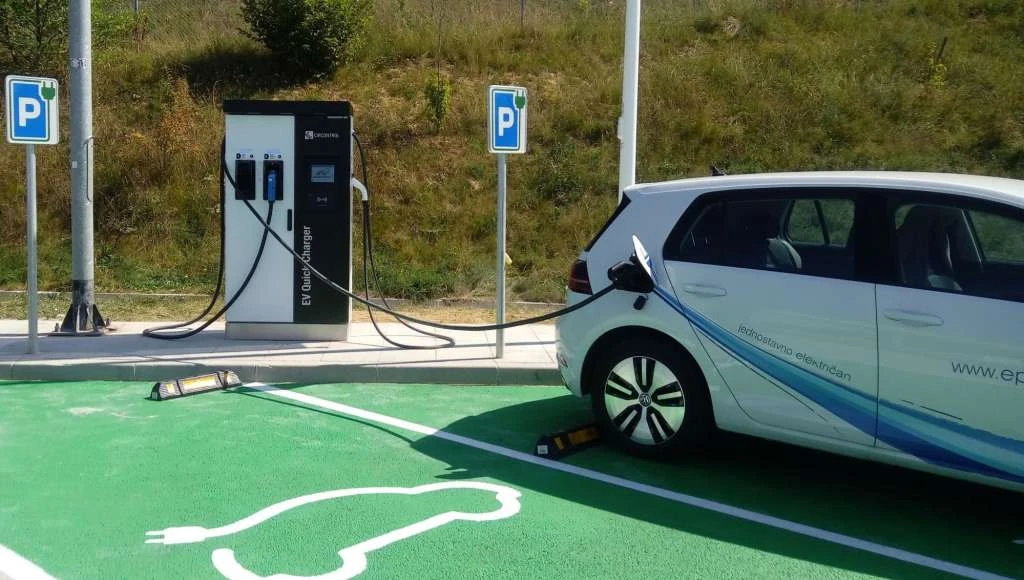 Punionice električnih vozila na meti hakera