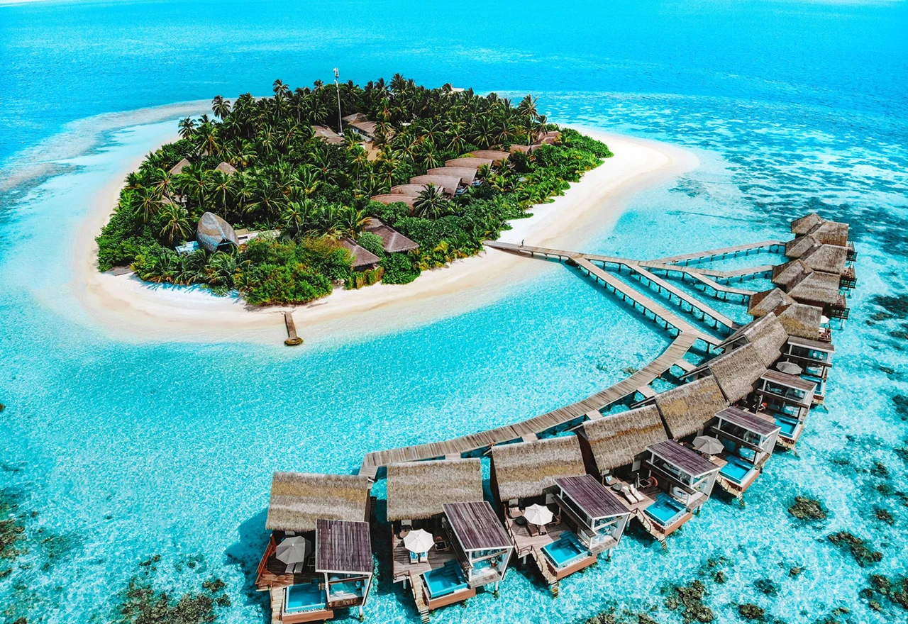 Skandal u Ukrajini: Dužnosnik prijavio bolovanje pa otišao na Maldive