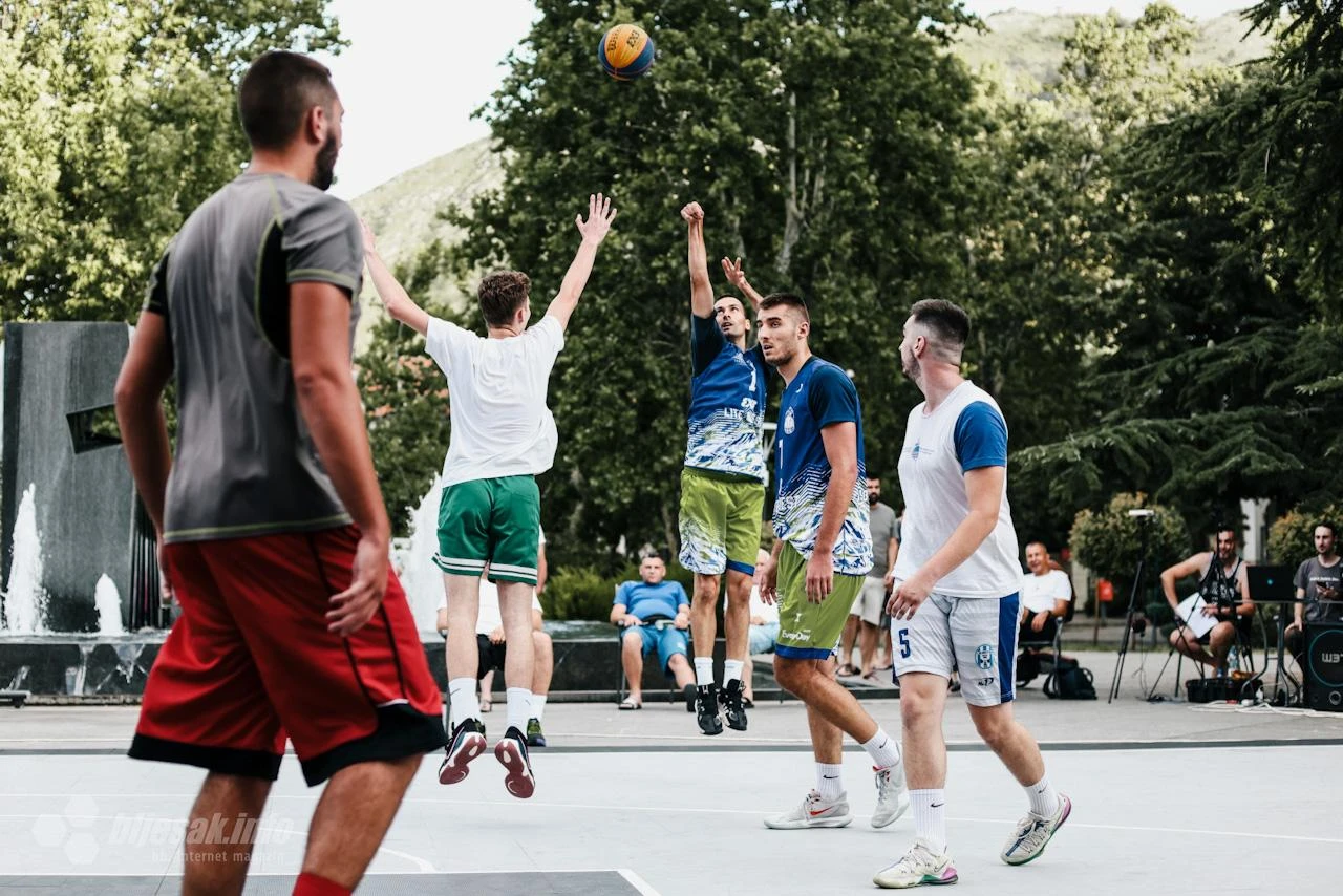 FIBA Streetball Mostar: Pored uzudljive završnice odigrat će se i revijalna utakmica