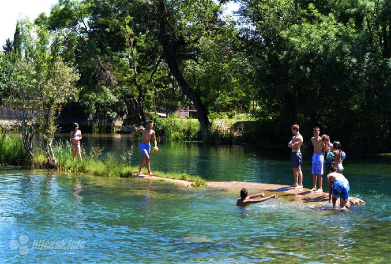 Mnogi će plaže Jadrana ovoga ljeta zamijeniti riječnim plažama u Hercegovini