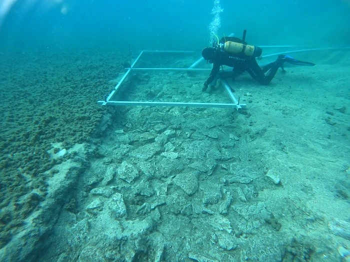 Fascinantno otkriće u Hrvatskoj: Arheolozi pronašli potopljene ostatke ceste stare gotovo 7.000 godina