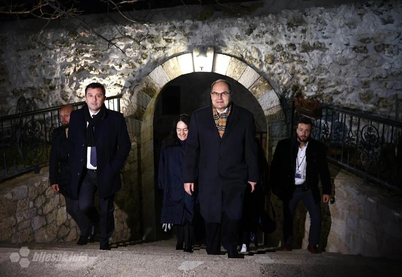 Schmidt pripremio rješenje za Federaciju