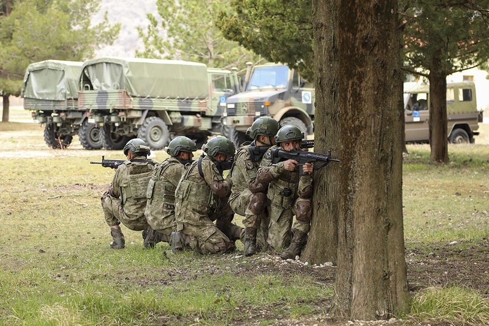 Ademović pozvao da se pošalju snage EUFOR-a ili NATO-a u Brčko
