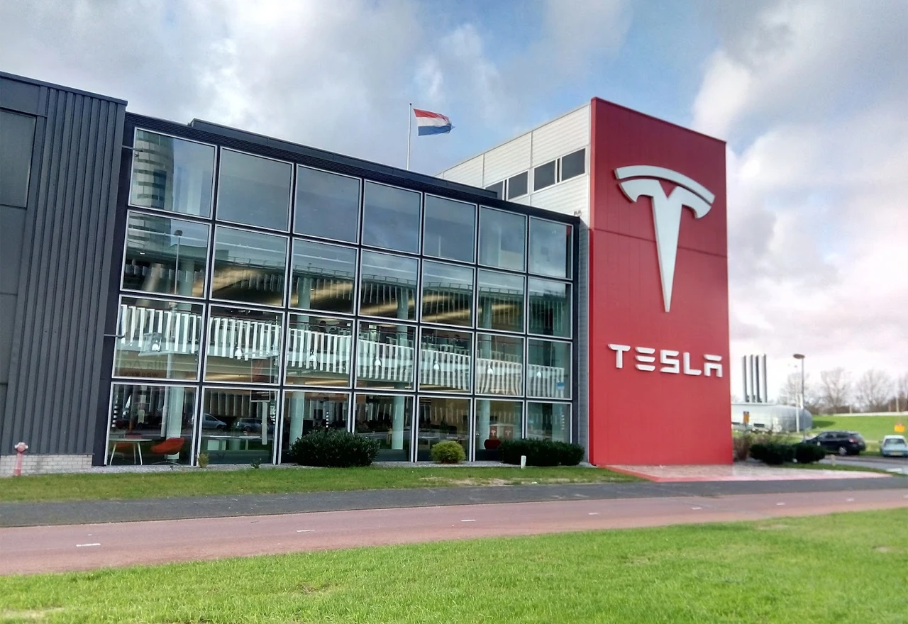 Tesla mora bivšem radniku isplatiti 3,2 milijuna dolara zbog rasističkog zlostavljanja