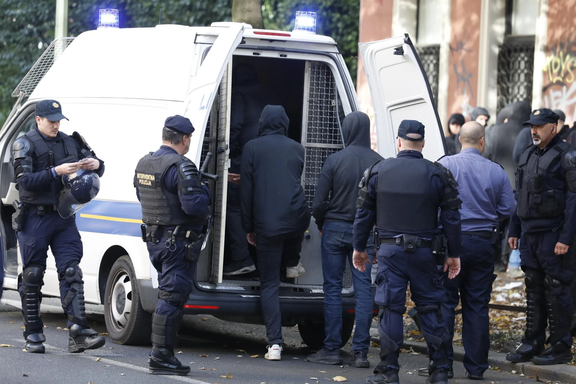 Zbog nereda na odmorištu autoceste optužena 42 navijača Hajduka