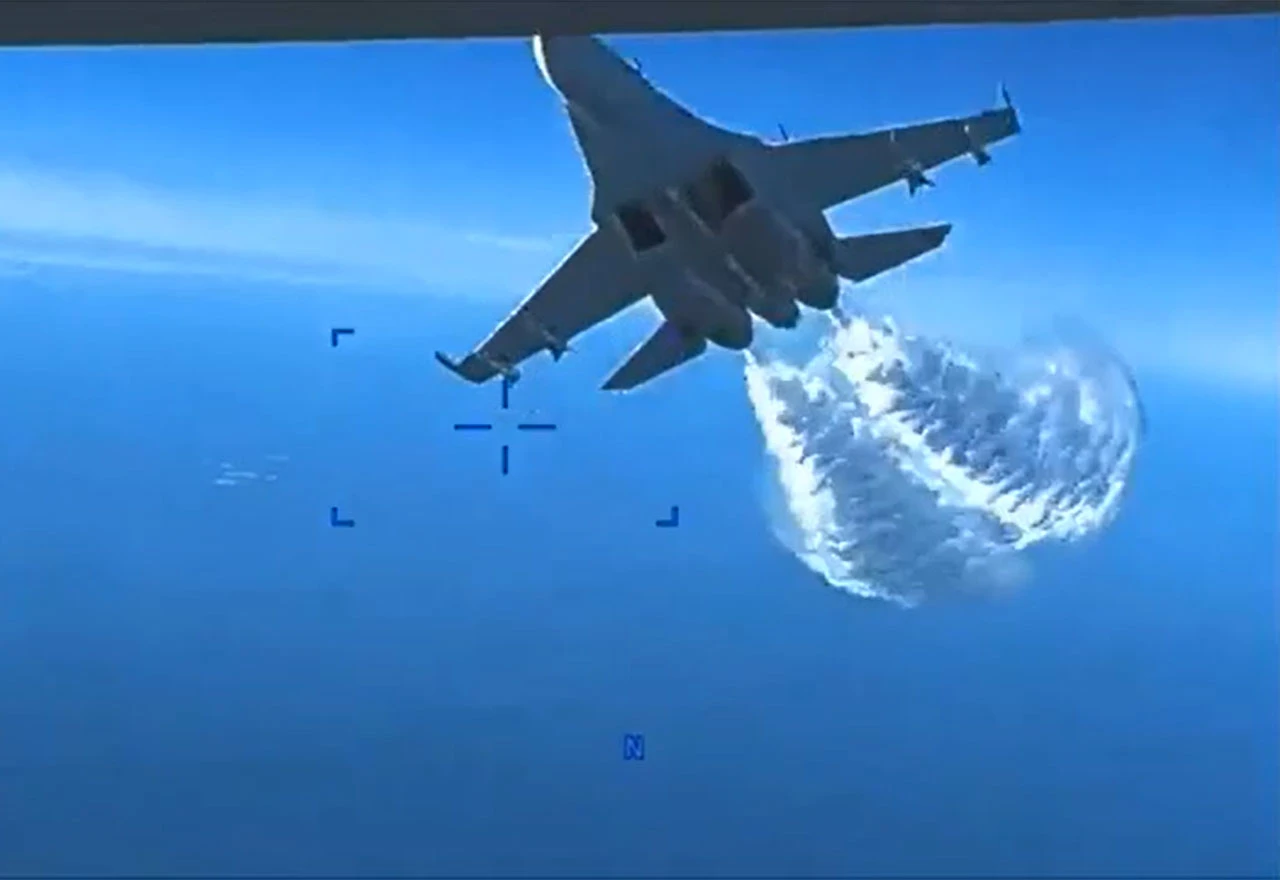 VIDEO: Amerika objavila snimak udara ruskog aviona u dron