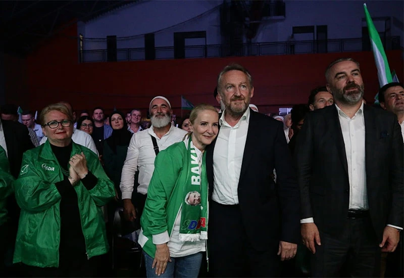 Poništeno zvanje magistra Sebije Izetbegović
