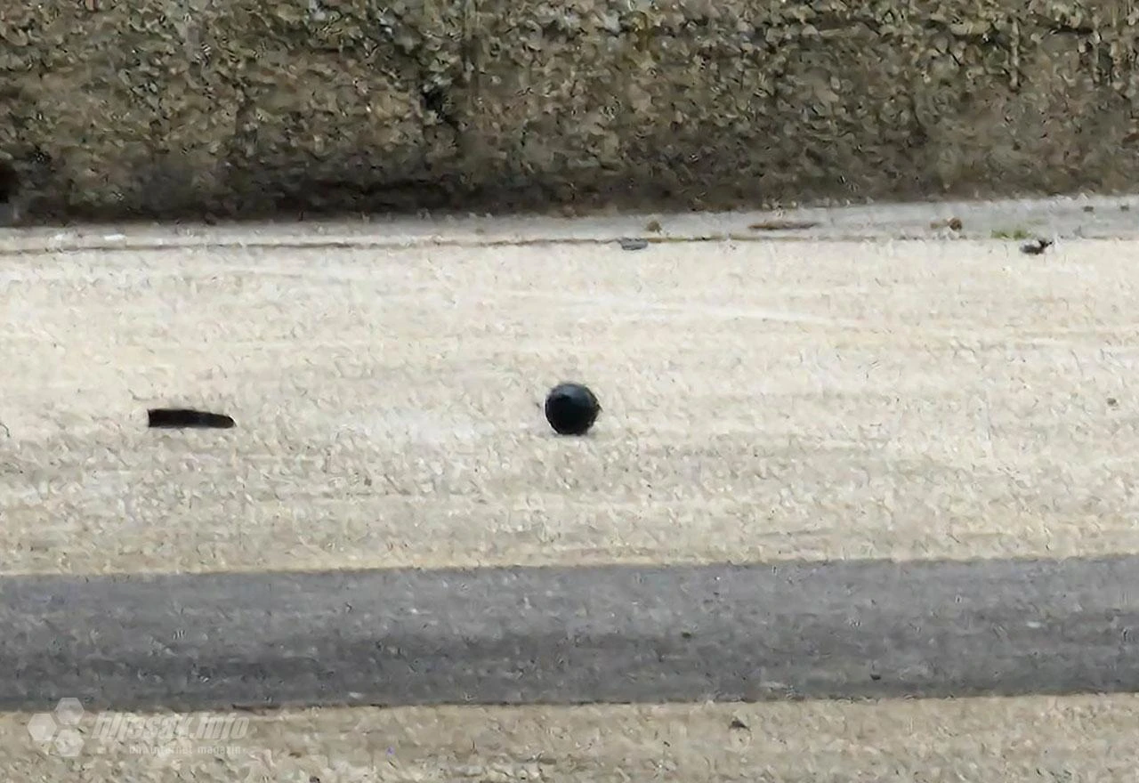 Mostar: Bomba na igralištu škole