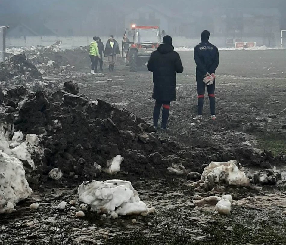Velež opet na "oranici": Utakmica pomjerena zbog očajnog terena!