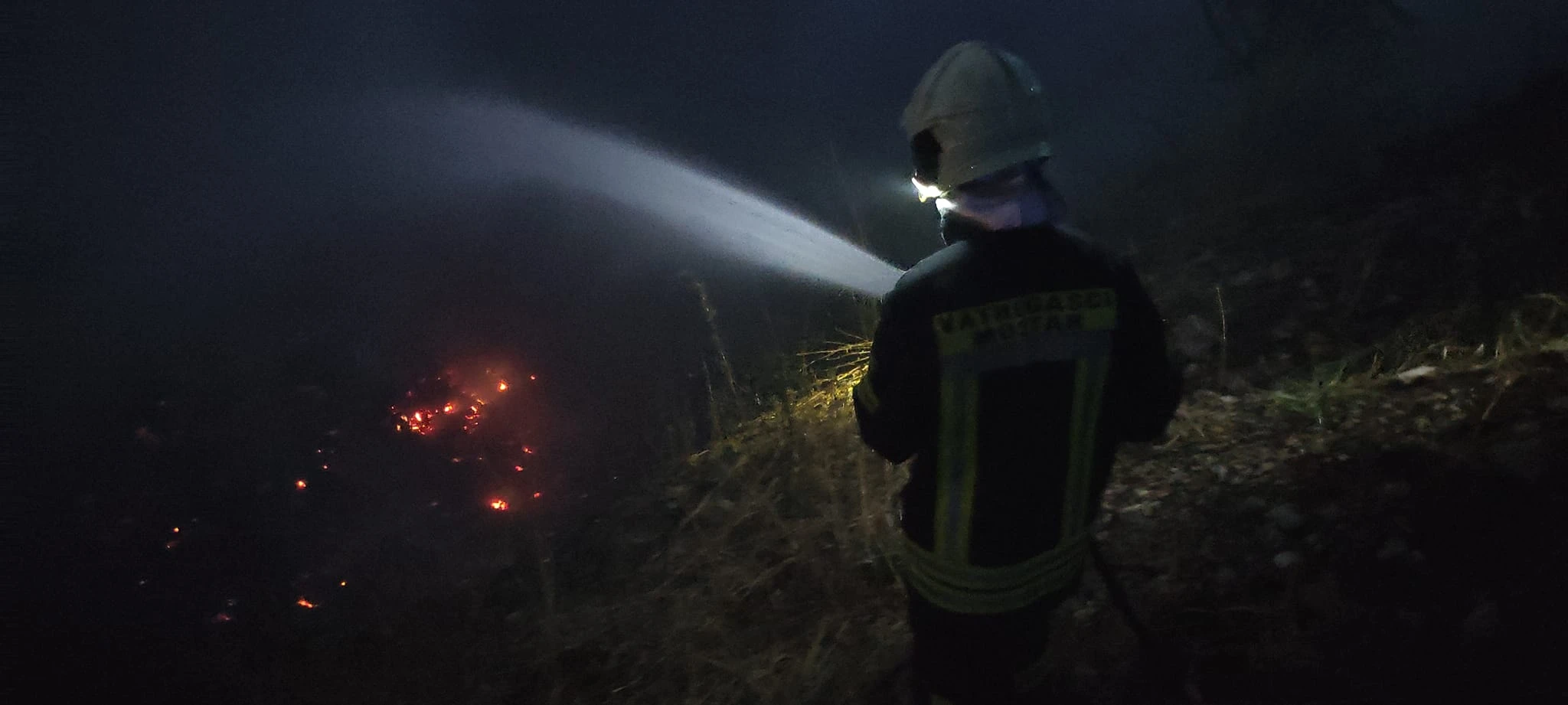 Požari u HNŽ-u: Gorio ugostiteljski objekt, dimnjak, željeznički pragovi...