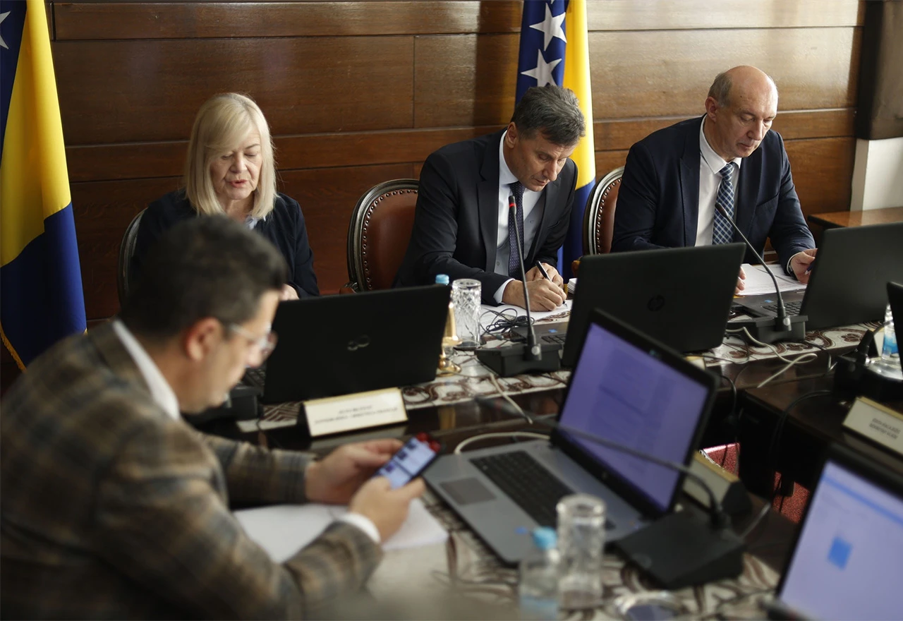 Moguće je: Novalića i vladu bez tri ministra ćemo gledati iduće četiri godine?!
