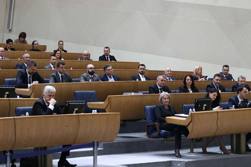 BiH dobila Vijeće ministara: 23 za i 19 protiv