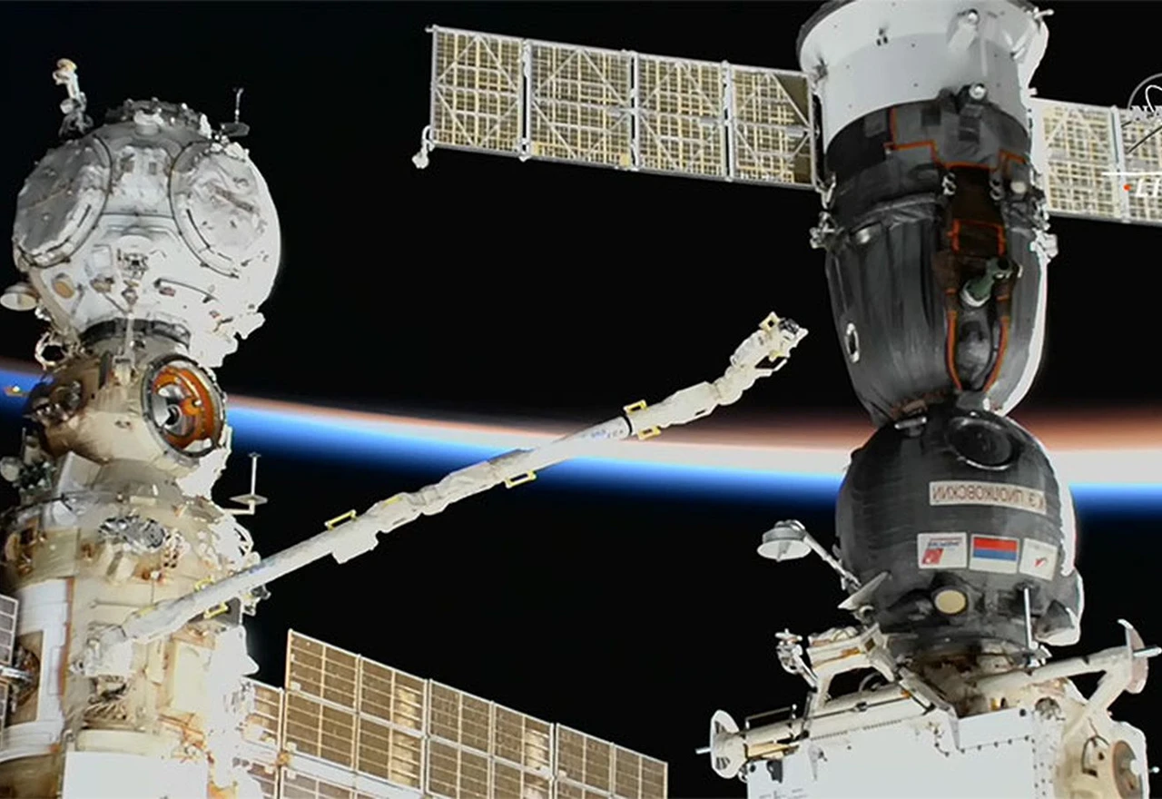 Ruski astronauti vraćaju se ranije iz svemira zbog oštećenog Sojuza