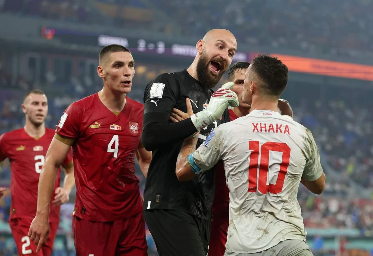 Blamaže srpskih komentatora: Navijaju protiv Hrvatske i odbijaju spomenuti Xhaku!