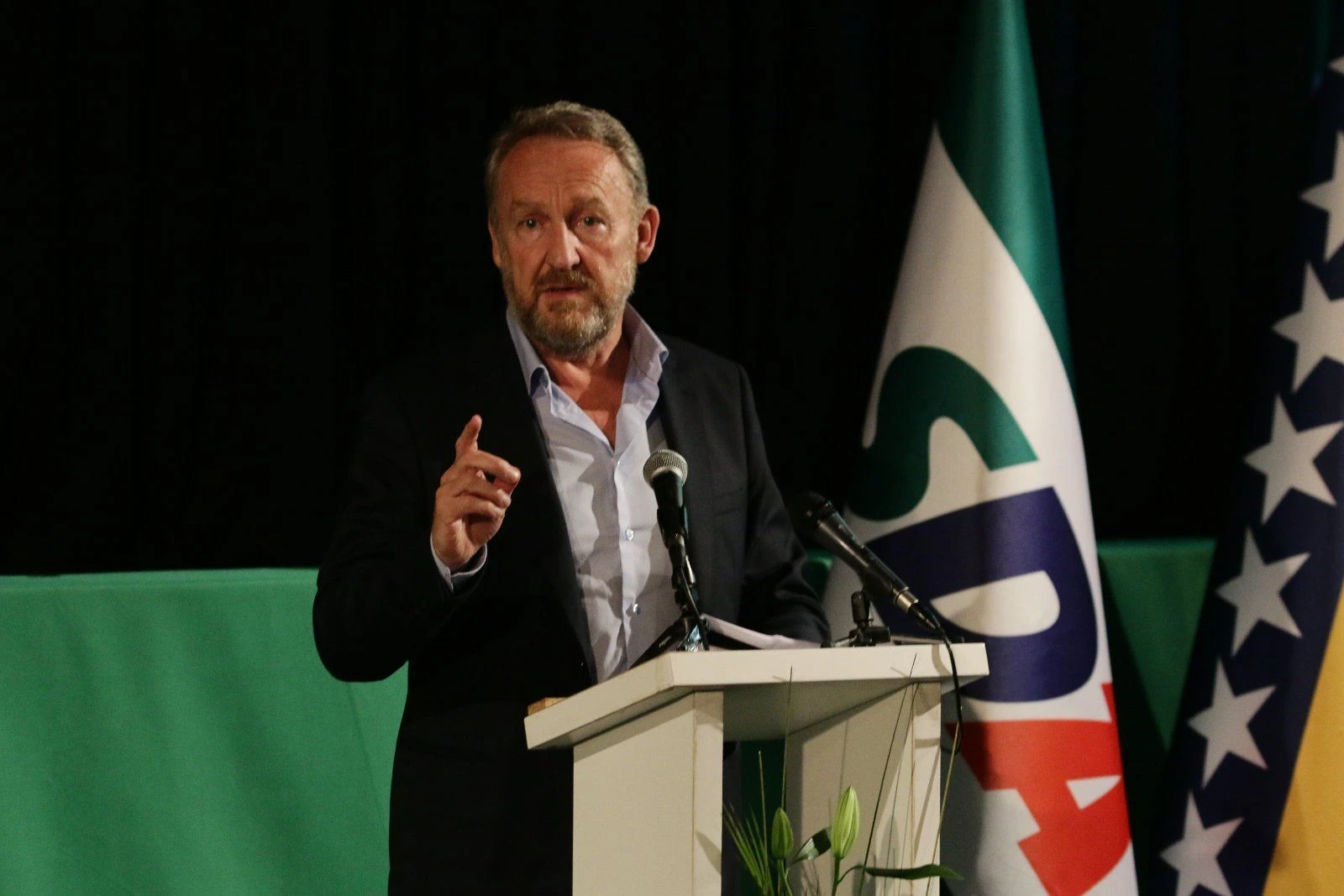Izetbegović: Ponuda DF-u i SDP-u još uvijek stoji