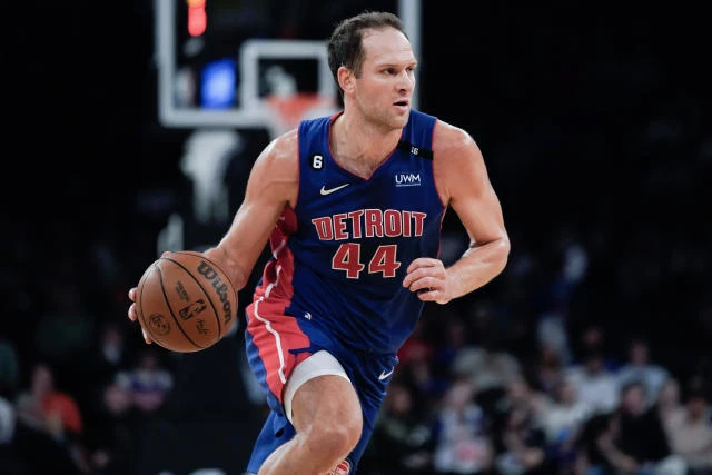 Bogdanović se trudi ali su Pistonsi slabi