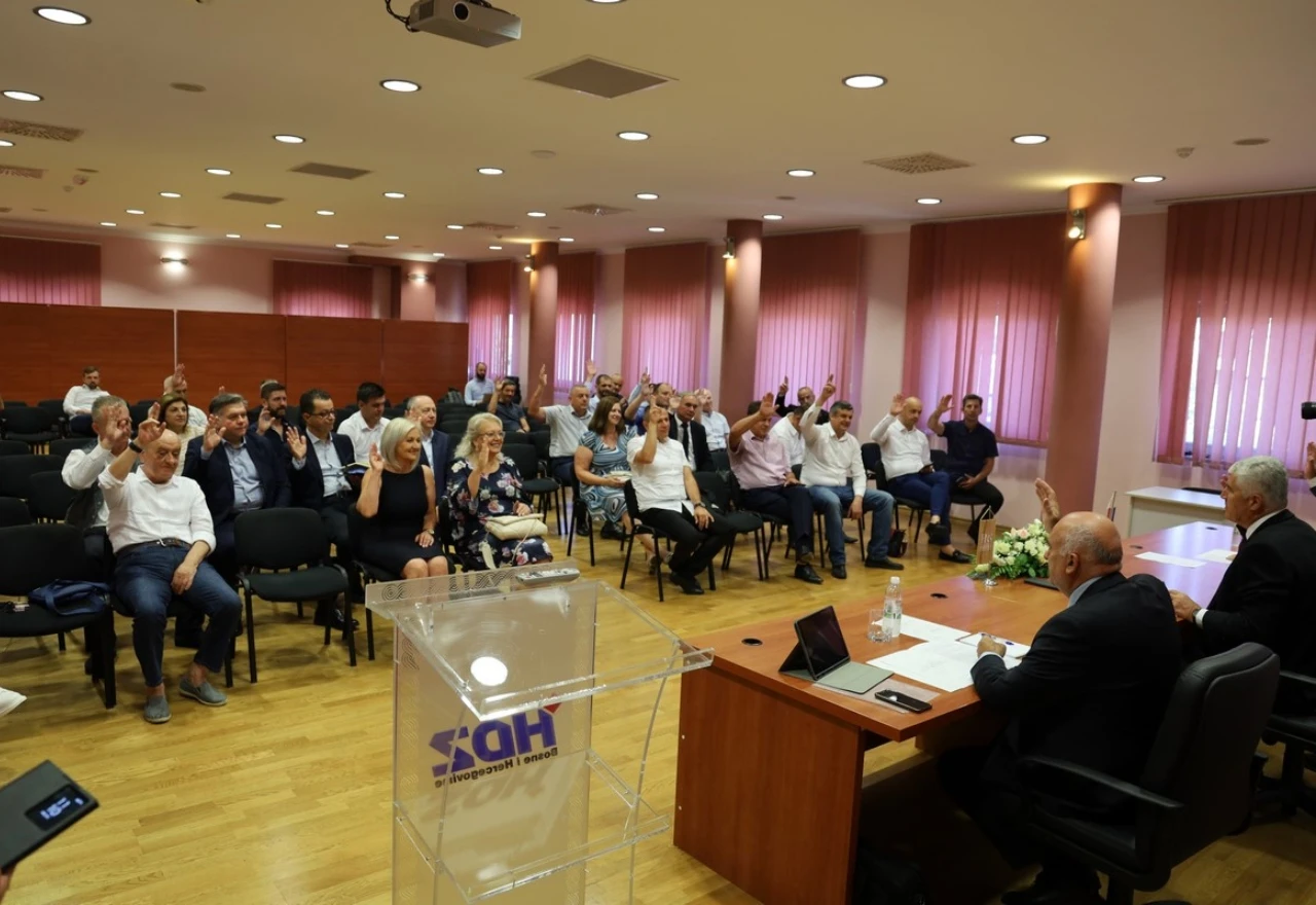 HNS BiH će od OHR-a tražiti osporavanje izbora Željka Komšića