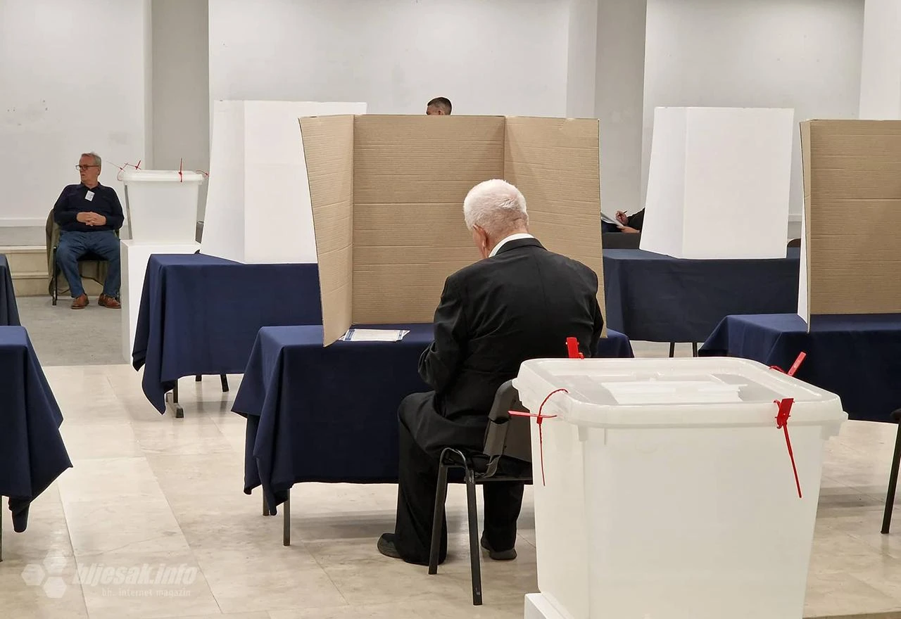 Otvorena sva birališta za 100.045 Mostaraca