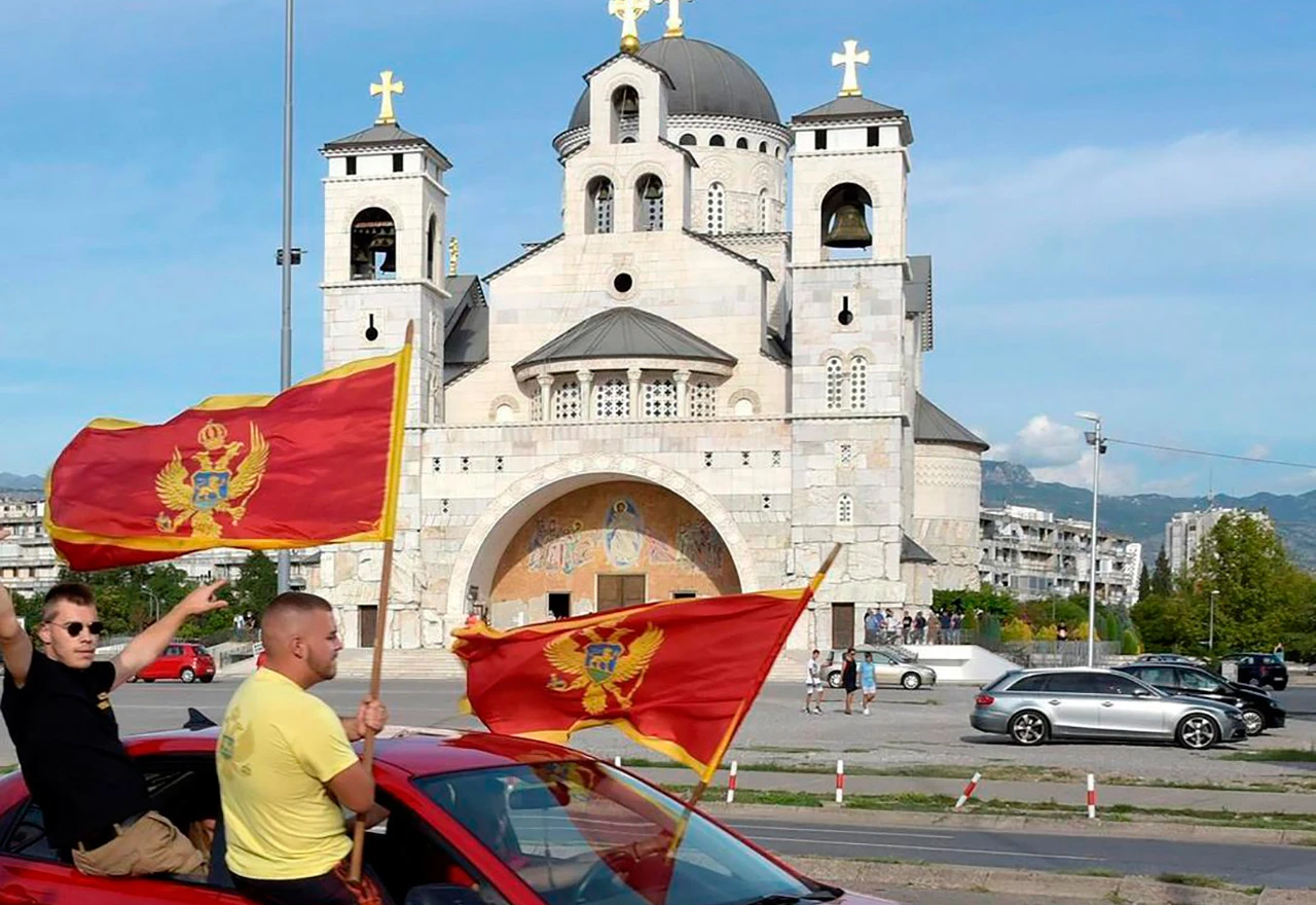 Crna Gora - Vruća točka na Balkanu