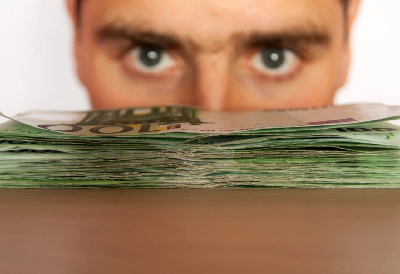 Prihodi od neizravnih poreza viši za 935 milijuna KM