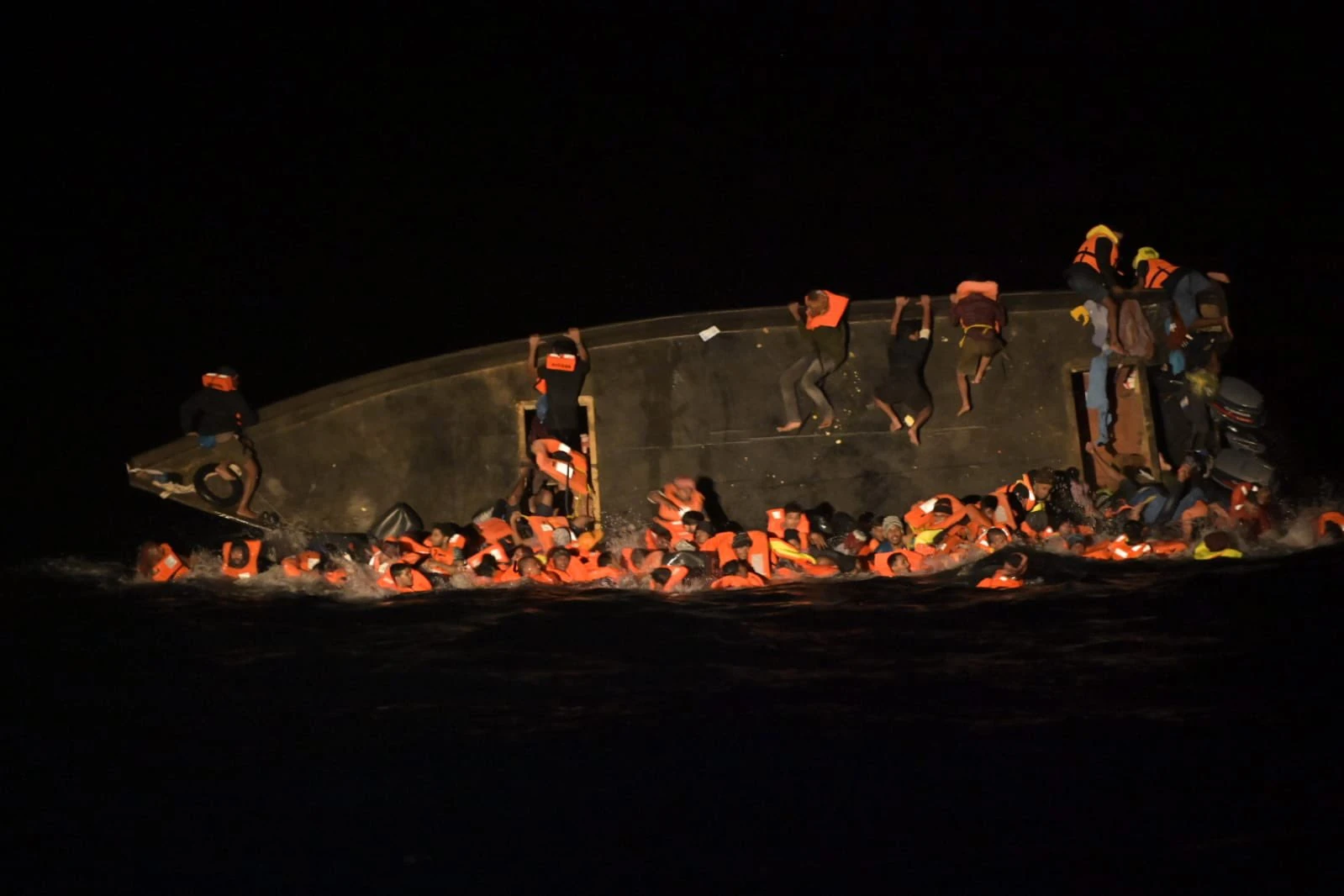 Više od tisuću migranata stiglo u Italiju u roku od nekoliko sati