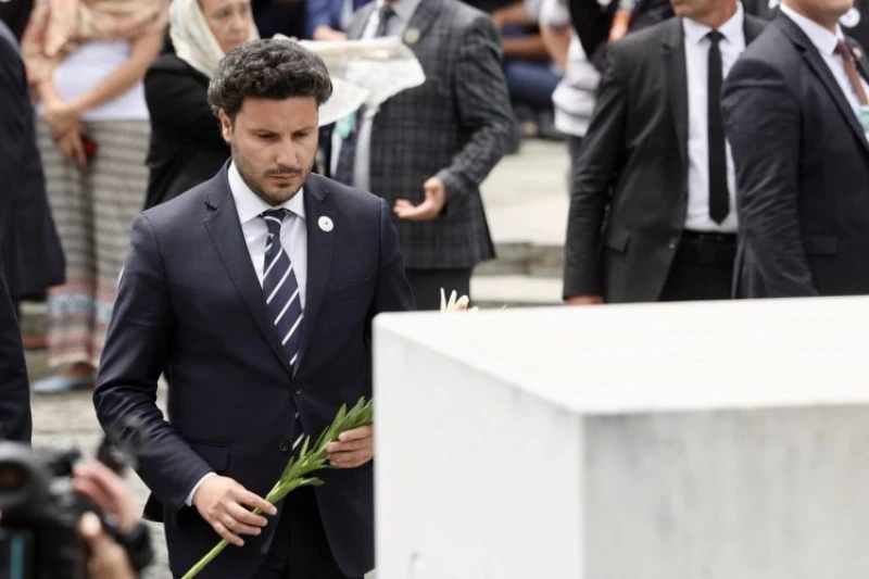Bajrović bi otjerao Abazovića, koji je sve pojasnio