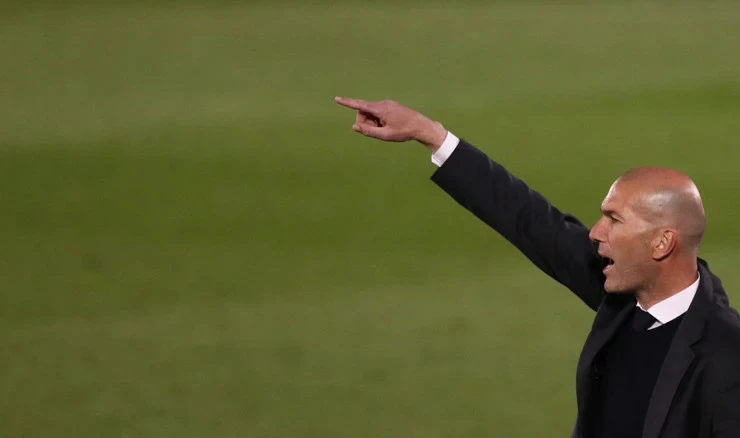 Zidane "želi nastaviti trenirati", ali ne otkriva gdje