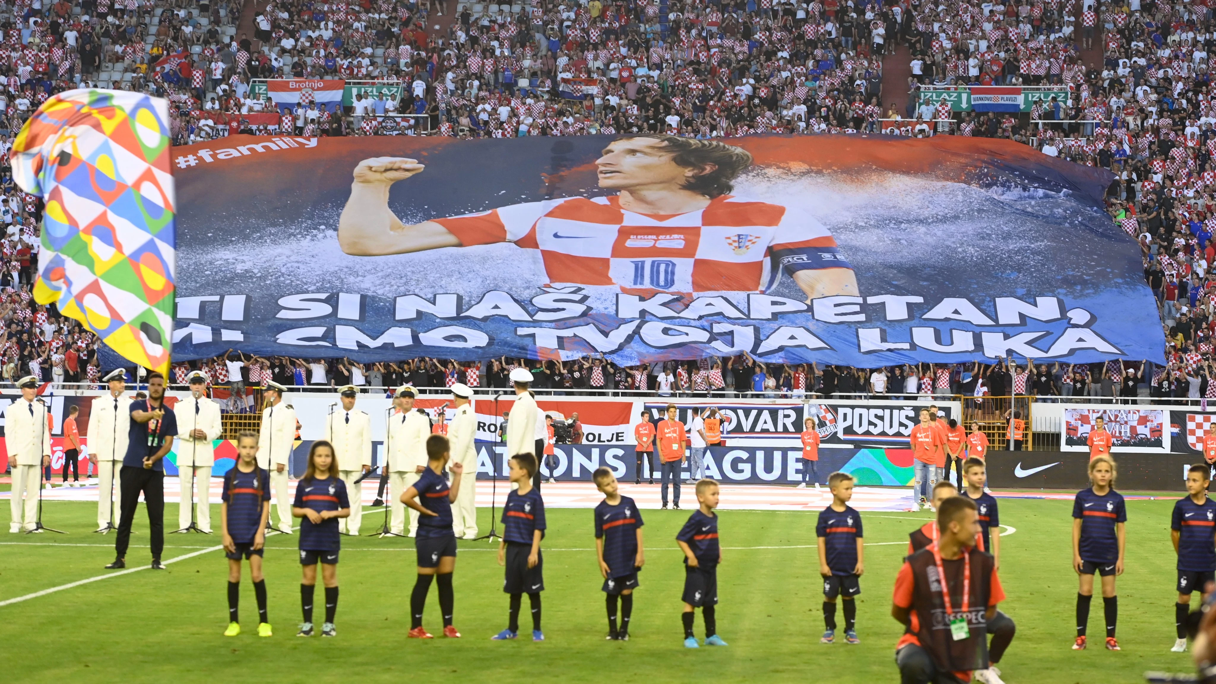 Remi Vatrenih i Tricolora u odličnoj atmosferi na Poljudu