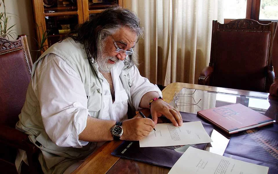 Preminuo Vangelis