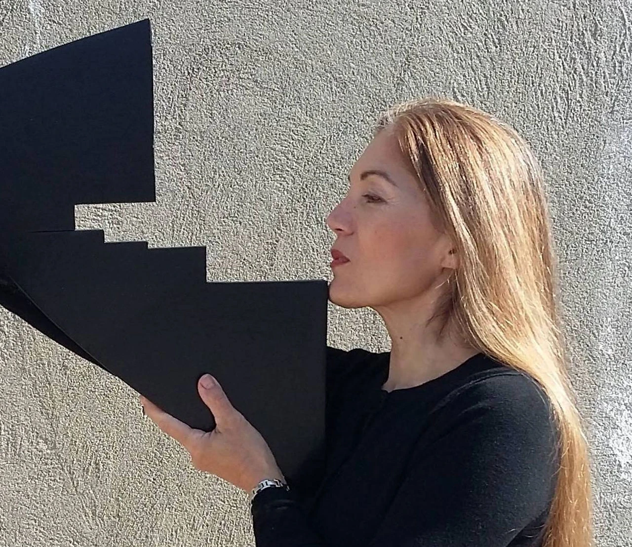 Arleta Ćehić sudionik izložbe u organizaciji umjetnika Deb Covella i Saturation Point galerije