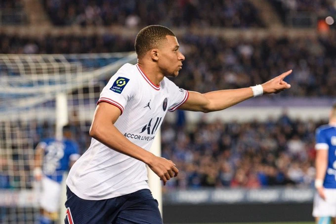 Prava golijada u remiju Strasbourga i PSG-a