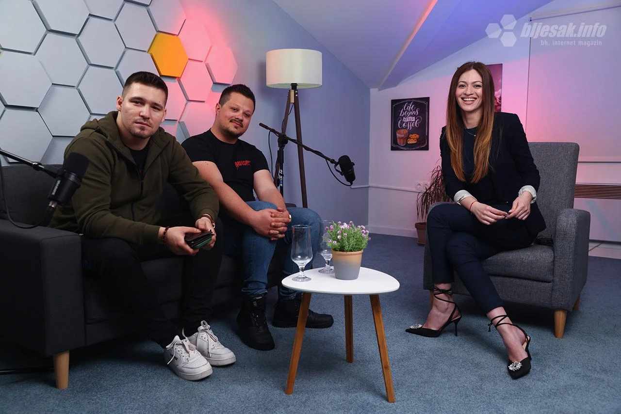 Popularni Youtuberi Jure i Mate za Bljesak: Djeci se na YT prodaje magla