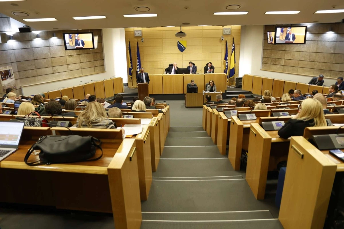 Usvojen zakon o restrukturiranju javnih zdravstvenih ustanova