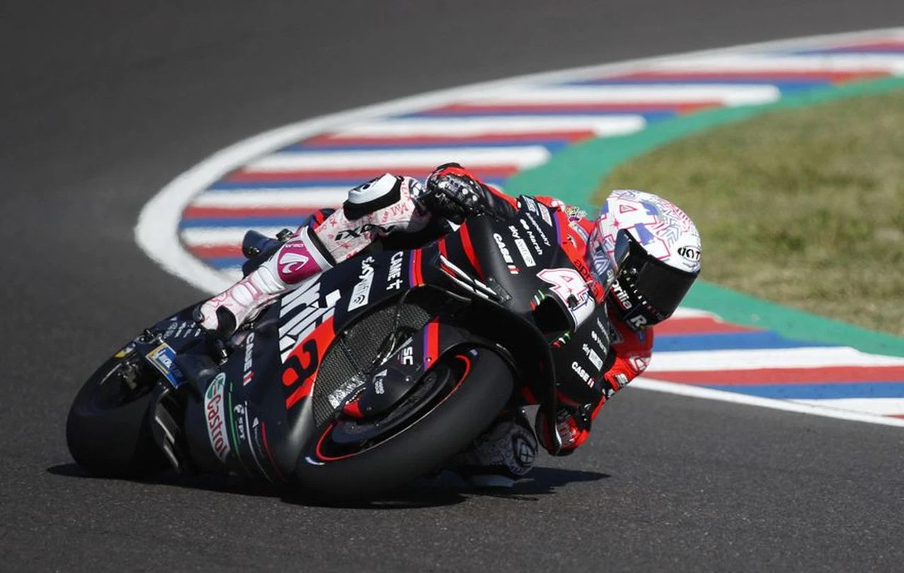 Aleix Espargaro slavio u Argentini