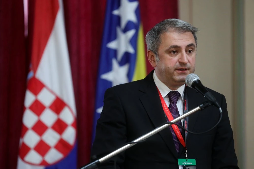 Sabolić: Mediji u BiH izmišljaju tvrdnje o zalaganju RH za odgodu izbora