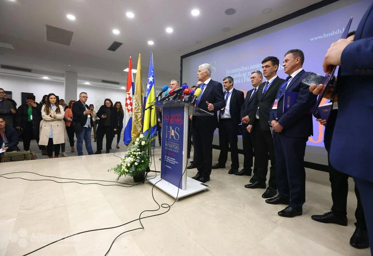 Naša stranka: HNS nanosi povijesnu štetu Hrvatima 