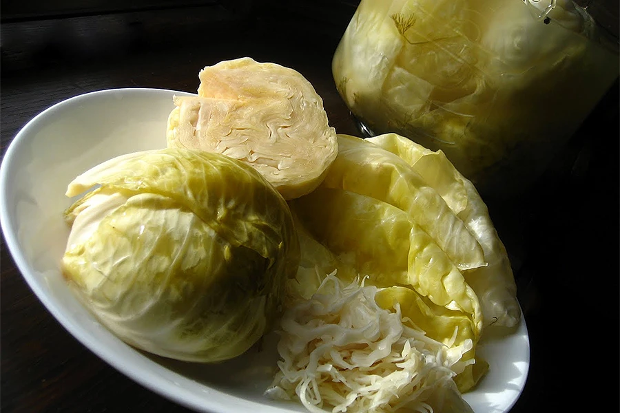 Recept za ručak s kiselim kupusom koji miriše na zimu