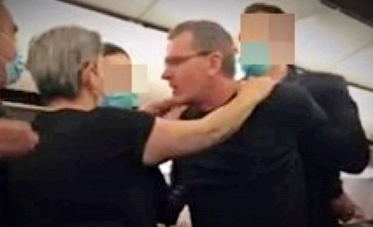 Divljanje u avionu: Predmet preuzima Danska