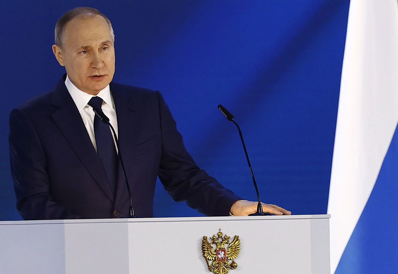 Putin: Vrijeđanje proroka Muhammeda nije umjetnička sloboda izražavanja