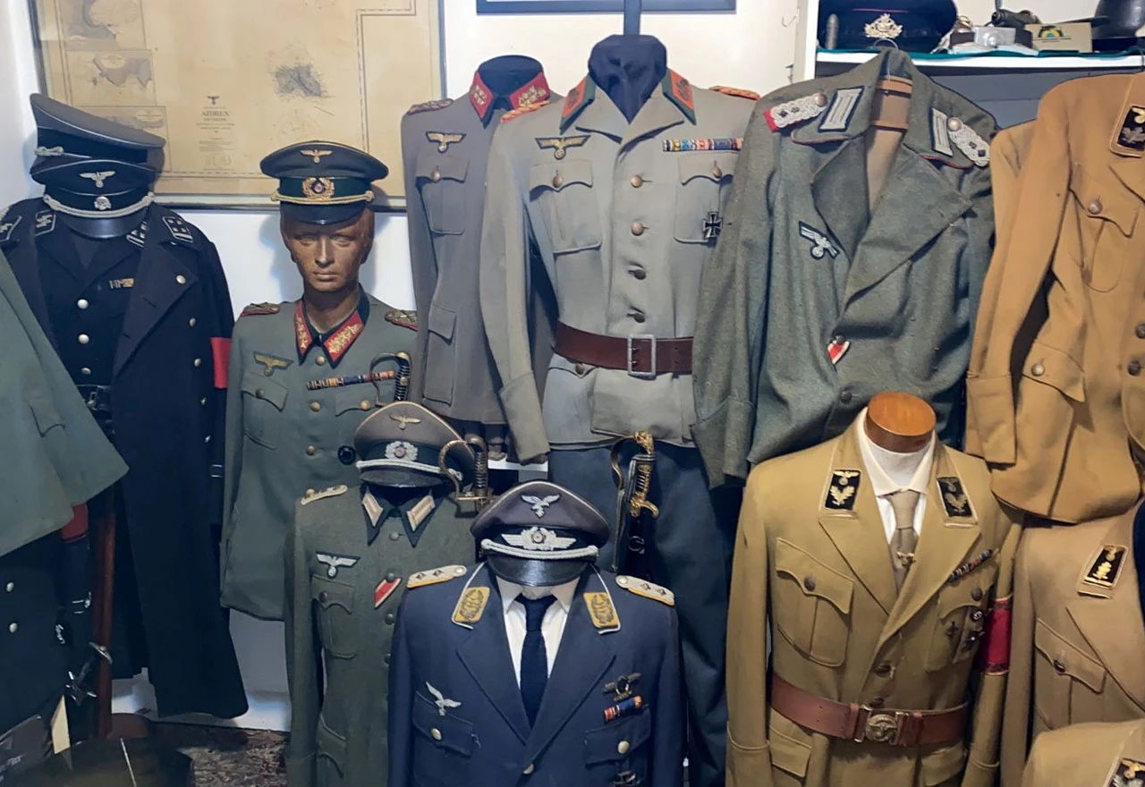 Nacistički suveniri vrijedni tri milijuna eura pronađeni u kući pedofila